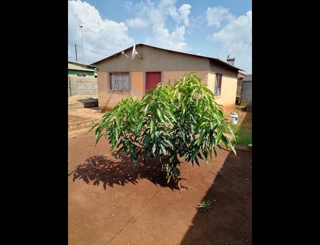 2 BEDROOM HOUSE FOR SALE IN SOSHANGUVE SOUTH
